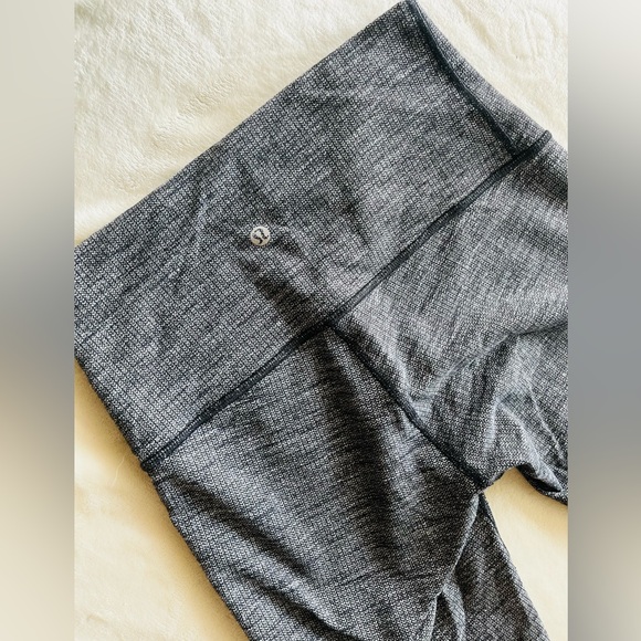 lululemon wunder under 31” variegated knit - Picture 2 of 5